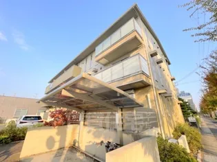 マジェスティヒル【1階】の外観