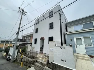 shamrock【3階】の外観