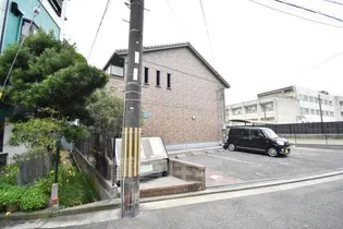 大阪府堺市堺区向陵西町3丁【アパート】の外観