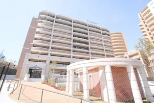 LUXE三国駅前の画像