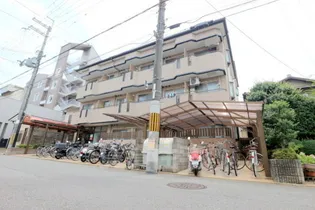 エトワール深草【4階】の外観