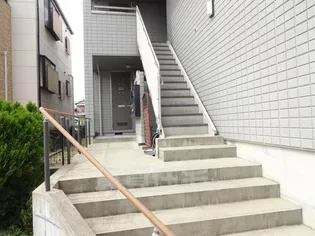 メゾンリブレ【1階】の玄関