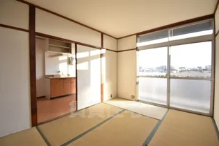 メゾン堺【4階】の居間