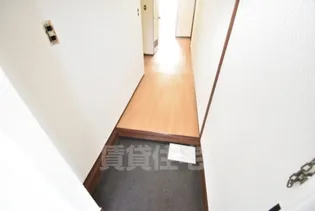 メゾン堺【4階】の玄関