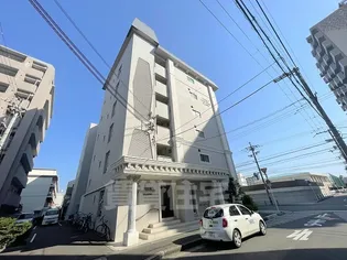 プール・トゥジュールブラン【2階】の外観