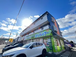 フローラル二瀬【3階】の外観
