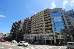 ライオンズマンション四条大宮【3階】の外観