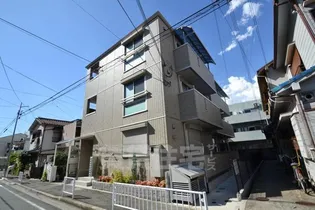 メゾン トレビナの画像