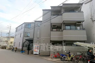 京都府京都市右京区御室竪町【マンション】の外観