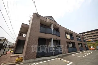 奈良県大和高田市旭北町【アパート】の外観