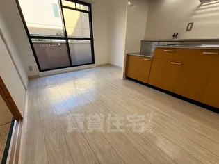 アールマンション堺【1階】の居間