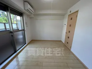 モンパルナス【1階】の寝室