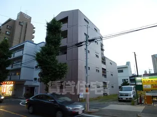 アビニヨン千種【4階】の外観