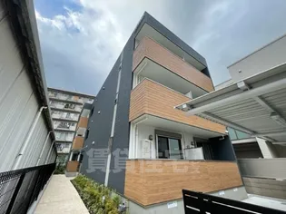 ブルージェイダイト高槻ミューズ校前の画像