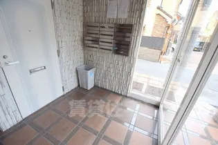 インタースペース松本1号館【3階】の玄関