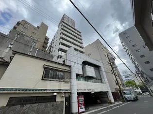 パークサイドメゾン伏見【5階】の外観