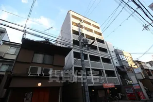 エリーフラッツ西洞院【5階】の外観