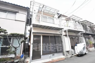 大阪府東大阪市鷹殿町【一戸建】の外観