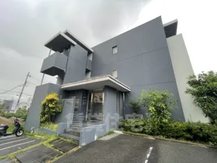 フローラルエヴァン【1階】の外観