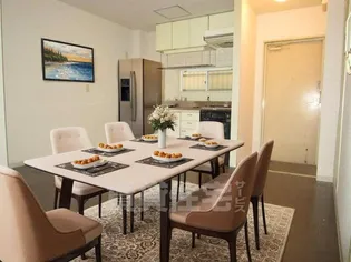 コーポ西取石【3階】の居間