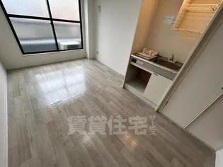 ペントハウス21【3階】の居間