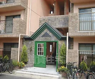 MOUNTAIN【3階】の外観