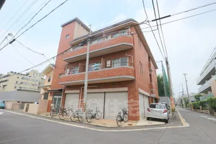 バウハウス【3階】の外観