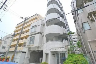 十三ハウスの画像