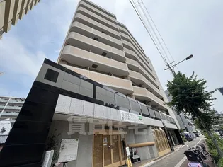 シャインビュー新大阪【3階】の外観