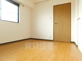 ロイヤルヒル守山【1階】の居間