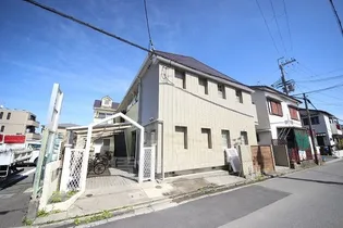 レオ四条大路【2階】の外観