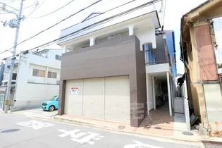 京都府京都市伏見区深草石橋町【アパート】の外観