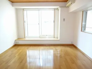 エステートモア今泉【9階】の居間