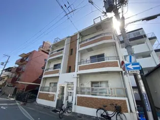 エトワール寺田【1階】の外観