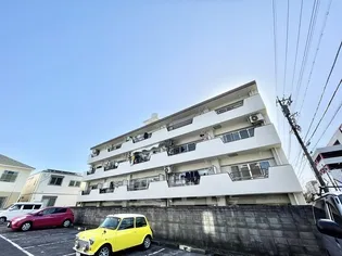 ベルメゾン【3階】の外観