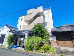 小華マンション【3階】の外観