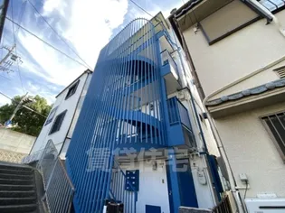 メゾン佐治【4階】の外観