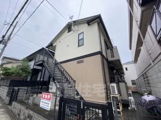 シャンブルドゥスマ【2階】の外観