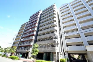 アーデン新大阪【6階】の外観