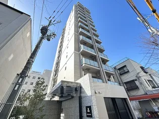 クローバー フロントの画像