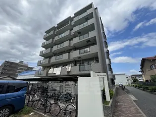 Fig Tree2号館【1階】の外観