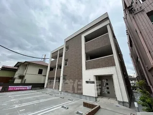 ウエストウイング5【3階】の外観