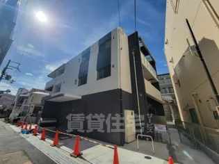 Salena【101号室】の外観