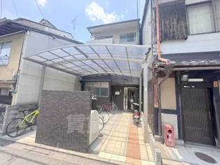 はぴねす【3階】の外観