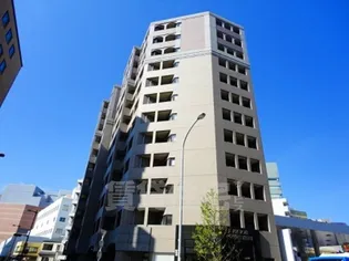 ピュアドームグランディ博多【6階】の外観