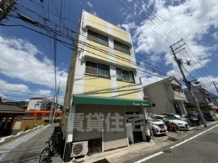 テスラ須磨【3階】の外観