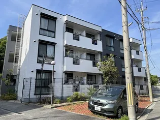 岡田山ハイツB棟【1階】の外観