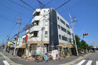 長洲ホワイトパレス1号館【302号室】の外観