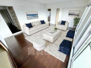 ユニハイム松原高見の里【6階】の居間