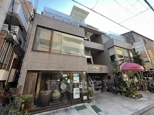 レジデンシア甲東園【3階】の外観